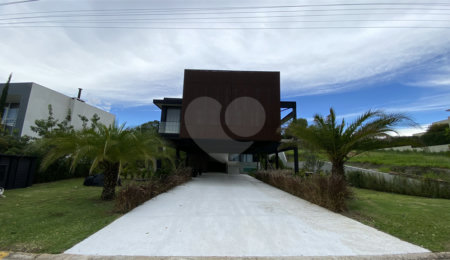 Casa à venda com 3 suítes no condomínio Monte Verde, Itu - SP
