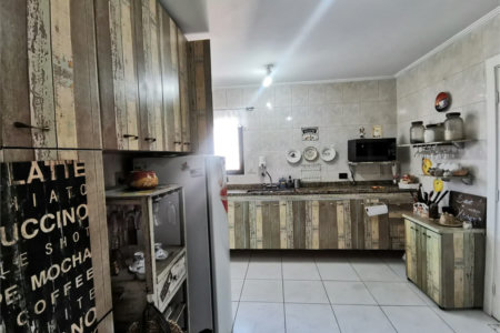 Apartamento à venda com 3 quartos, sendo 1 suíte,  em Vila Andrade, São Paulo, SP