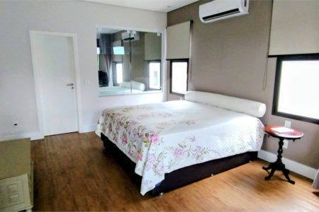 Casa à venda com 3 suítes no condomínio Porto do Sol, Valinhos - SP