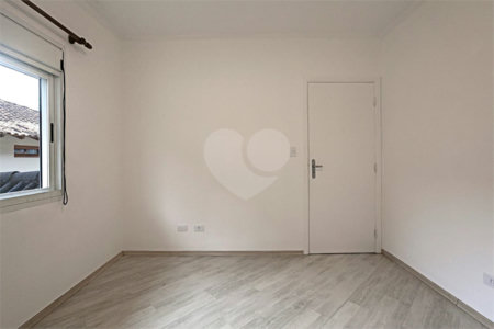 Casa à venda com 4 quartos, sendo 2 suítes, no condomínio Lake Louise, São Paulo - SP