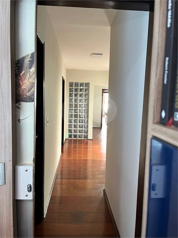 Casa Térrea à venda com 5 quartos, sendo 3 suítes,  em Vila Oliveira, Mogi das Cruzes, SP