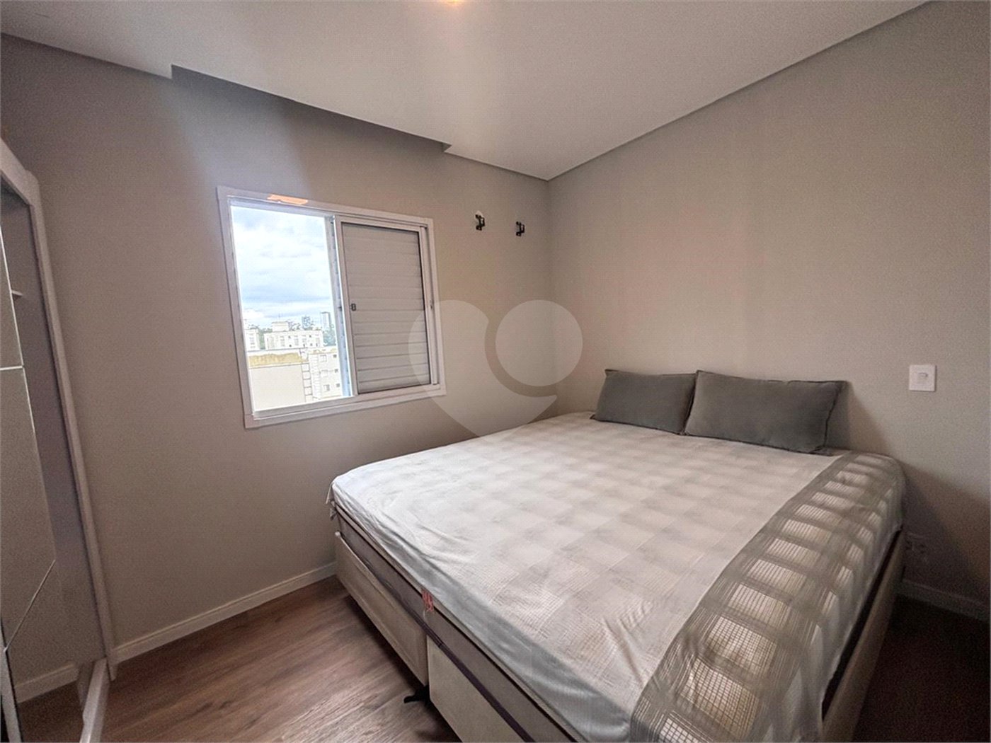 Apartamento à venda com 2 quartos, sendo 1 suíte, em Aparecidinha, Sorocaba, SP
