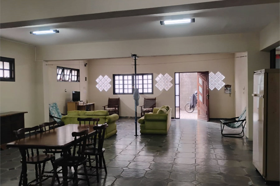 Casa à venda com 4 quartos em Barreiro, Mairiporã, SP