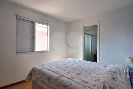 Casa à venda com 3 quartos, sendo 1 suíte, no condomínio Smallville, São Paulo - SP
