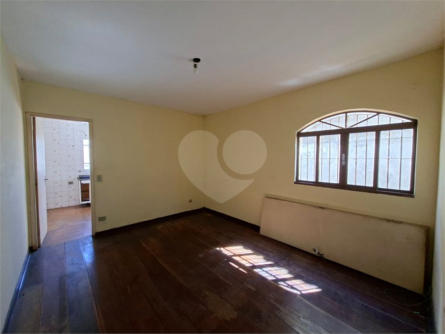 Sobrado à venda com 3 quartos, sendo 1 suíte,  em Jardim Esmeralda, São Paulo, SP