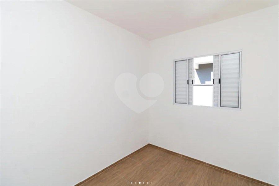 Casa à venda com 2 suítes no condomínio Dos Pássaros, São Paulo - SP