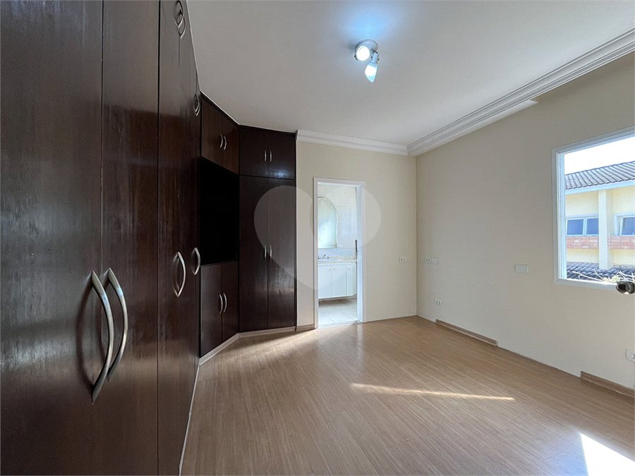 Casa para alugar com 4 quartos, sendo 2 suítes, no condomínio Porto Fino, São Paulo - SP