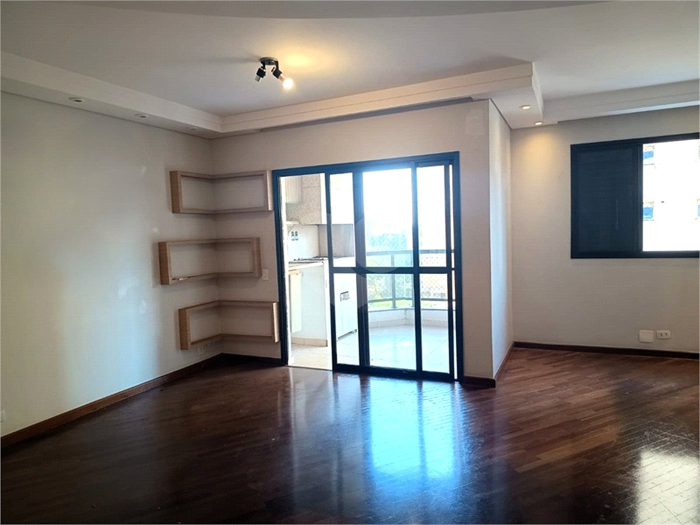 Apartamento à venda com 2 quartos, sendo 1 suíte,  em Vila Suzana, São Paulo, SP
