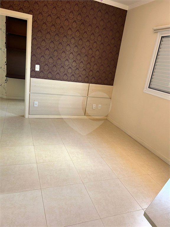 Casa à venda com 3 suítes no condomínio Terras de São Francisco, Vinhedo - SP