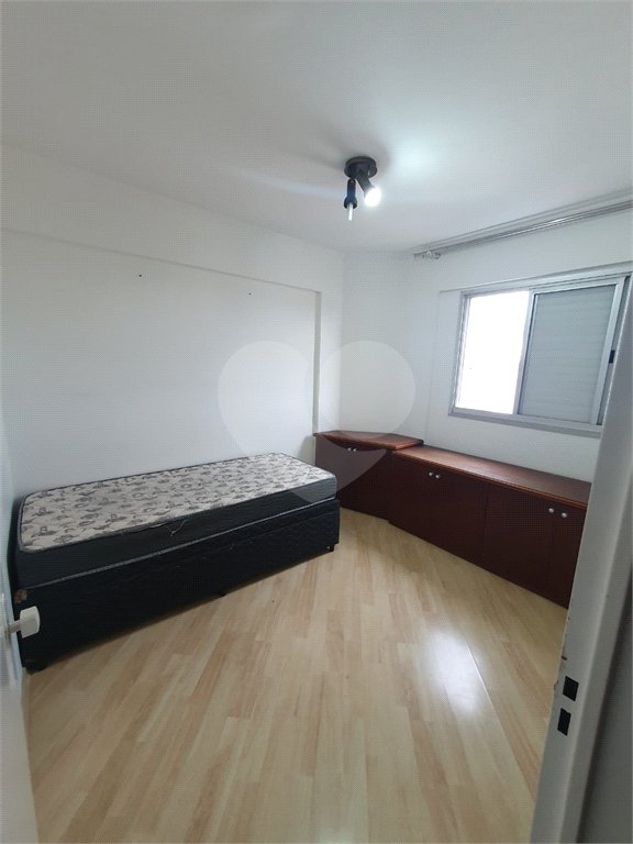 Apartamento para alugar com 3 quartos, sendo 1 suíte, em Vila Santana, São Paulo, SP