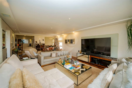 Apartamento à venda com 4 quartos, sendo 2 suítes,  em Vila Suzana, São Paulo, SP