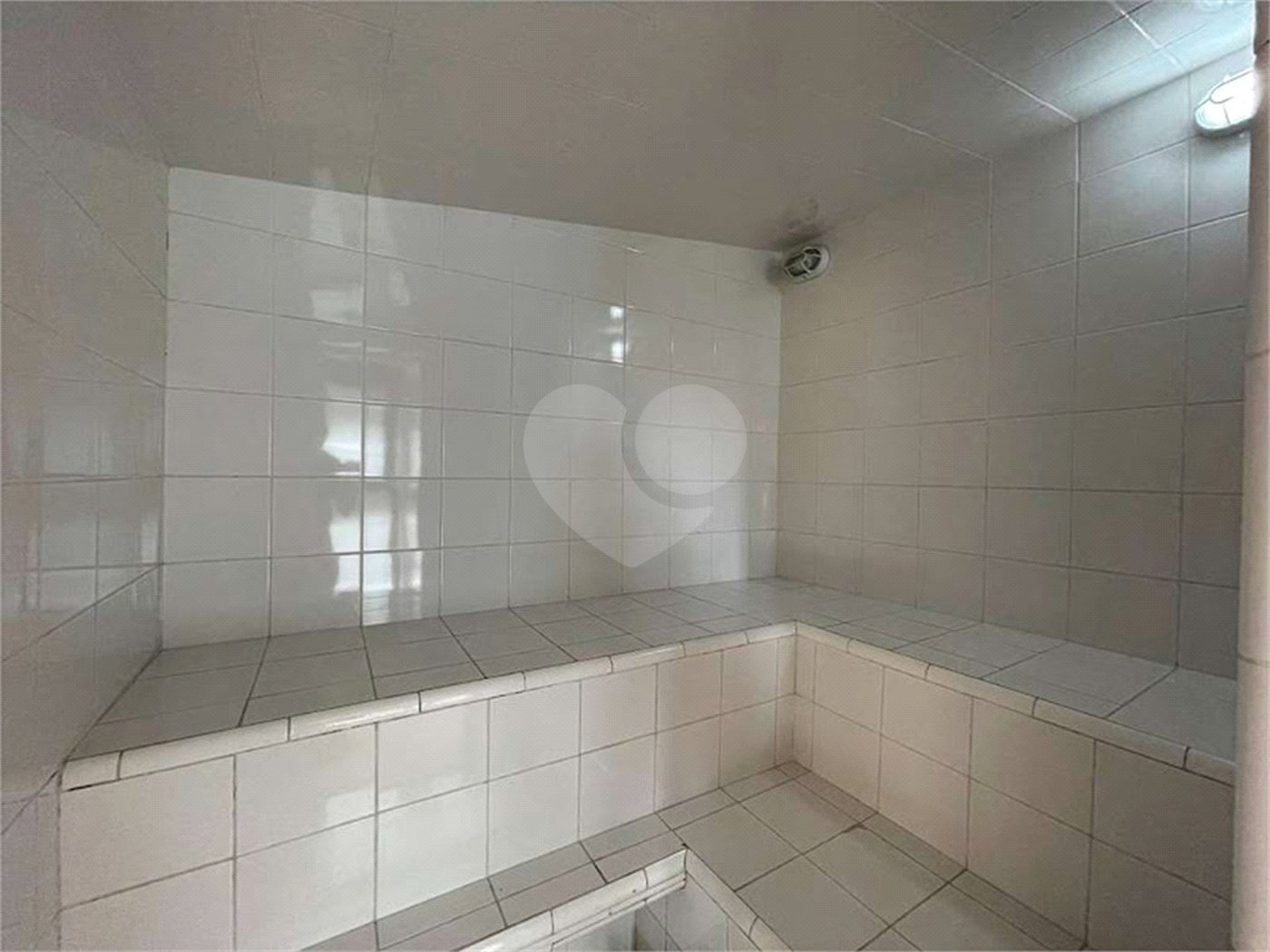 Casa à venda com 4 suítes no condomínio Miollo da Granja, Cotia - SP