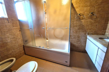 Casa Térrea à venda com 5 quartos, sendo 3 suítes, em Granja Julieta, São Paulo, SP