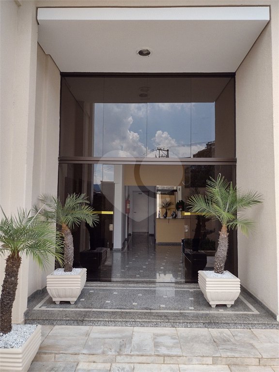Apartamento à venda com 3 quartos, sendo 1 suíte, em Vila Oliveira, Mogi das Cruzes, SP