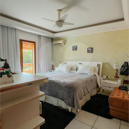 Casa à venda com 4 suítes no condomínio Monte Belo, Salto - SP