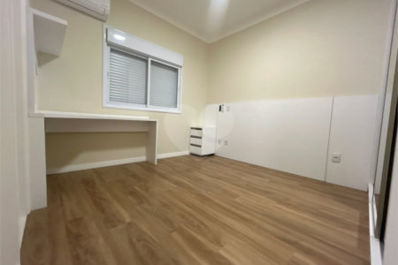 Casa à venda com 4 suítes no condomínio Chácara Ondina, Sorocaba - SP