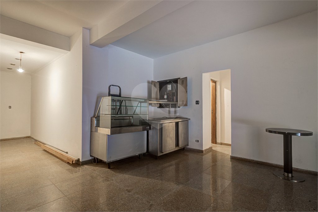 Casa à venda com 5 suítes em Jardim Prudência, São Paulo, SP
