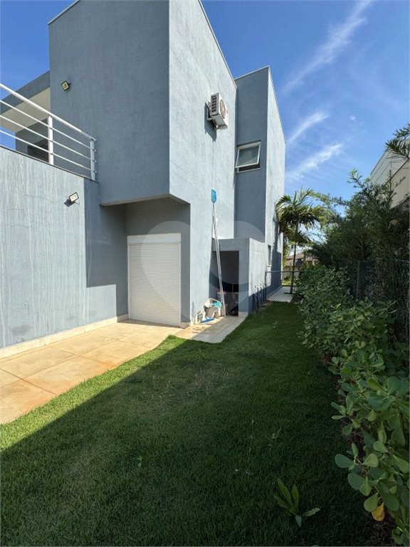 Casa à venda com 4 suítes no condomínio Fazenda Palmeiras Imperiais, Salto - SP