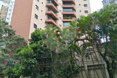 Apartamento à venda com 4 quartos, sendo 1 suíte,  em Vila Andrade, São Paulo, SP