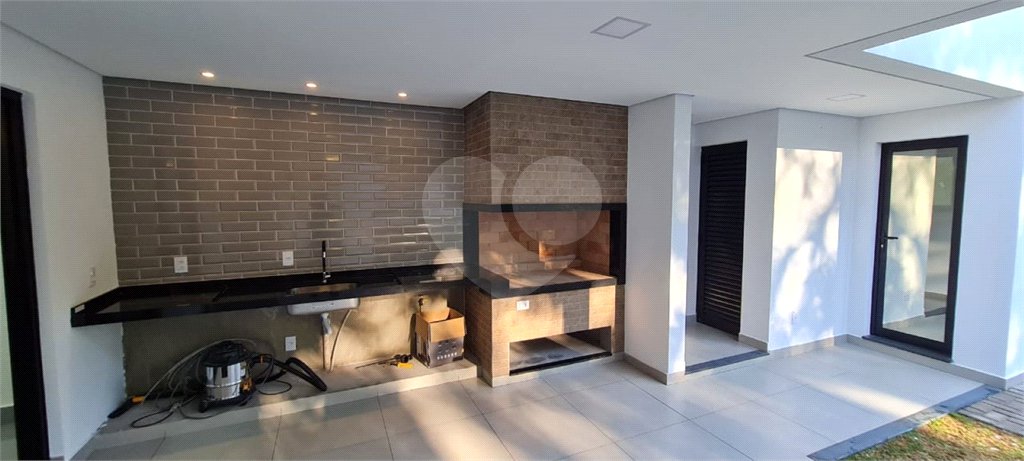 Casa à venda com 3 suítes no condomínio Reserva dos Vinhedos, Louveira - SP