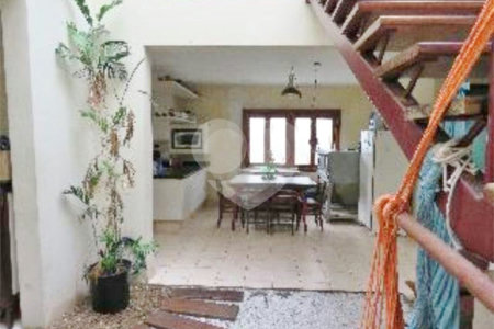 Casa à venda com 4 quartos, sendo 1 suíte, em Planalto Paulista, São Paulo, SP