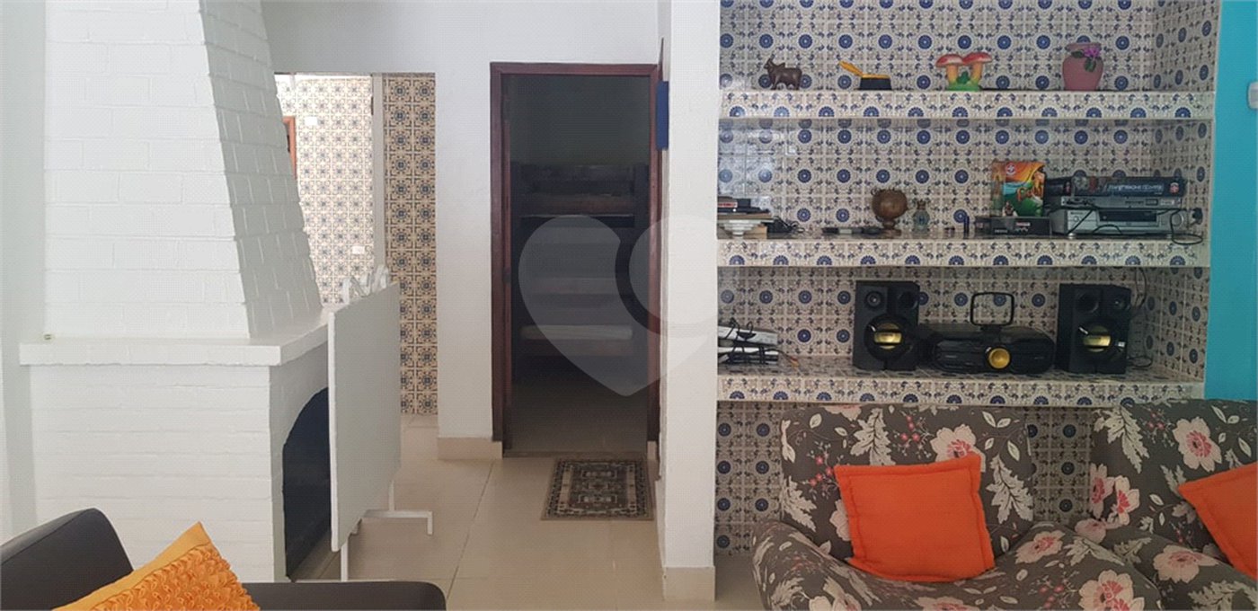 Casa à venda com 5 quartos, sendo 1 suíte,  em Taboão, Mogi das Cruzes, SP