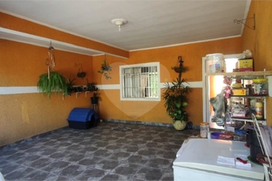 Sobrado à venda com 3 quartos em Tremembé, São Paulo, SP