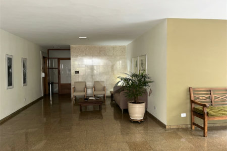 Apartamento à venda com 3 quartos, sendo 1 suíte,  em Itaim Bibi, São Paulo, SP