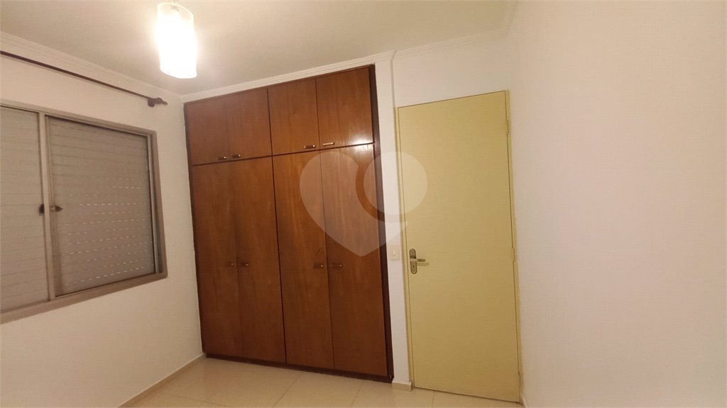 Apartamento à venda com 3 quartos em Jardim Londrina, São Paulo, SP