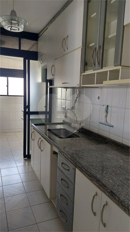 Apartamento à venda com 3 quartos, sendo 1 suíte,  em Vila Parque Jabaquara, São Paulo, SP