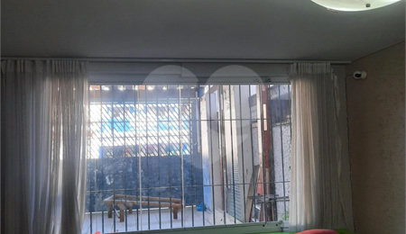 Sobrado à venda com 3 quartos, sendo 1 suíte,  em Interlagos, São Paulo, SP