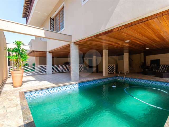Casa à venda com 4 suítes em Jardim Prudência, São Paulo, SP