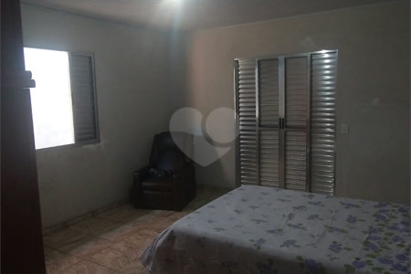 Sobrado à venda com 4 quartos em Jardim Alvinópolis II, Atibaia, SP