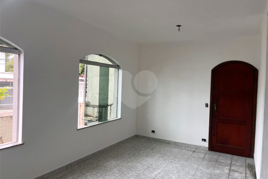 Sobrado à venda ou para alugar com 3 quartos, sendo 1 suíte, em Tremembé, São Paulo, SP