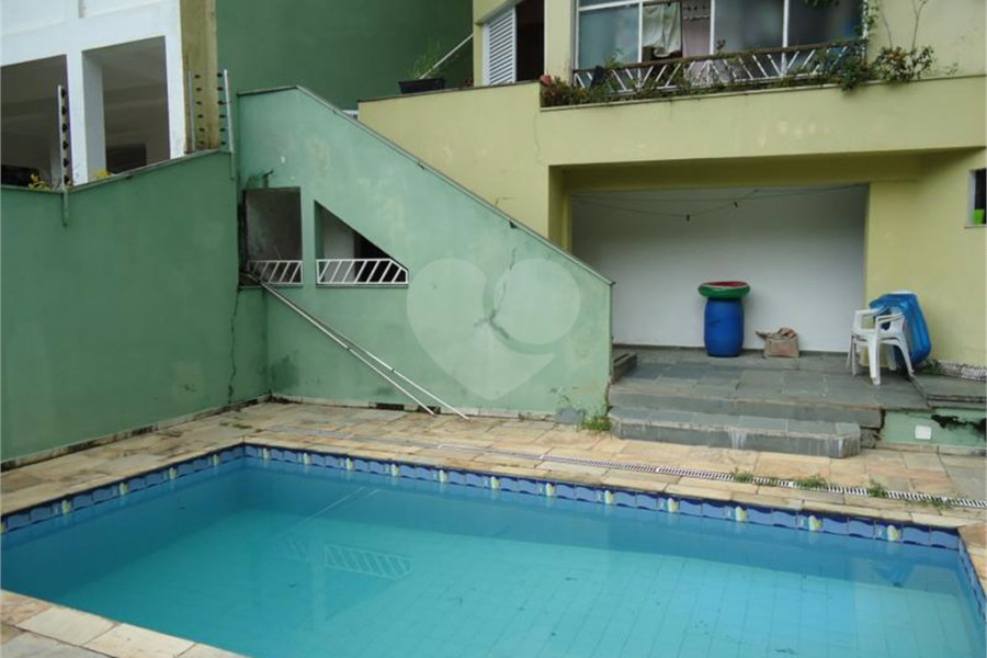 Sobrado à venda com 2 suítes em Tremembé, São Paulo, SP
