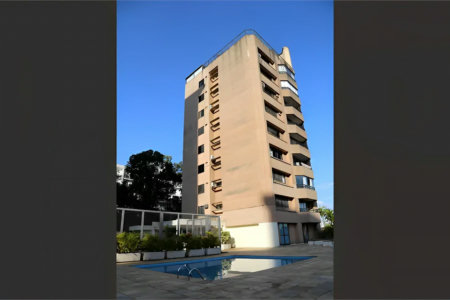 Apartamento à venda com 4 quartos, sendo 3 suítes, em Real Parque, São Paulo, SP