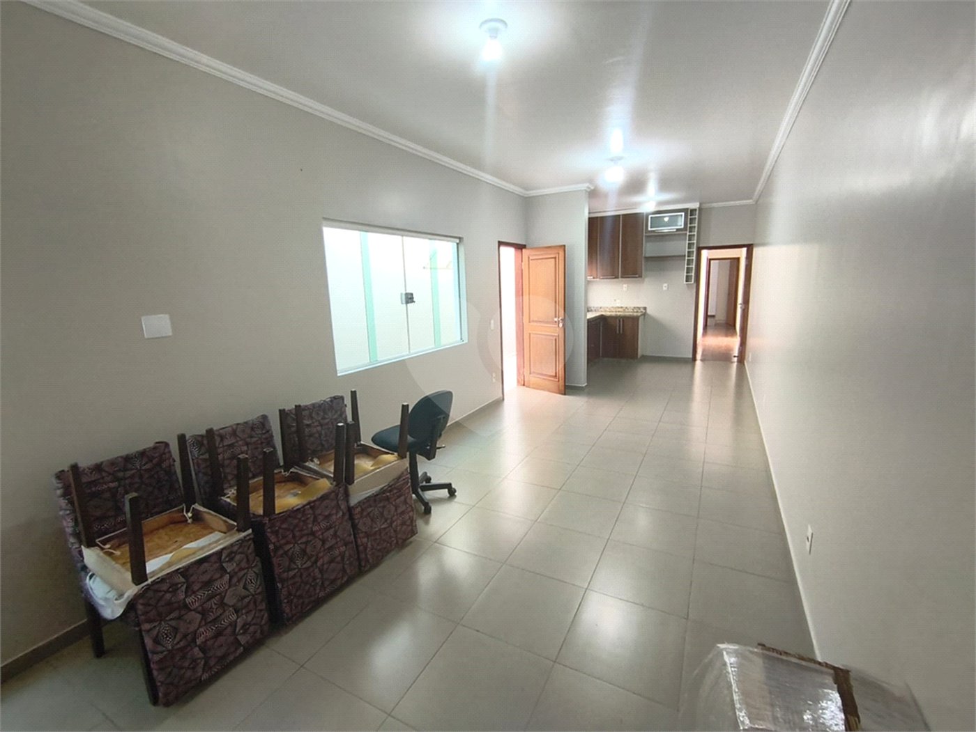 Casa à venda com 3 quartos, sendo 2 suítes, em Vila Carolina, Itapetininga, SP