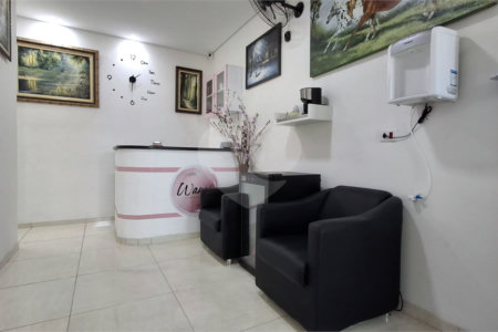 Casa à venda com 2 quartos, sendo 1 suíte, em Vila Assis, Sorocaba, SP