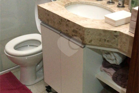 Casa à venda com 3 quartos, sendo 1 suíte,  no condomínio Horto Florestal II, Sorocaba - SP