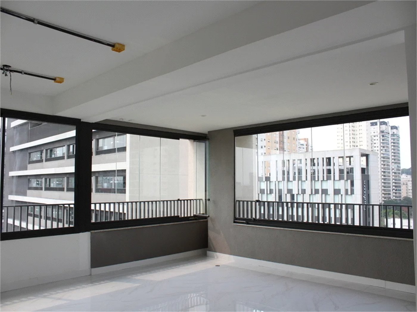 Apartamento à venda com 3 suítes em Pinheiros, São Paulo, SP