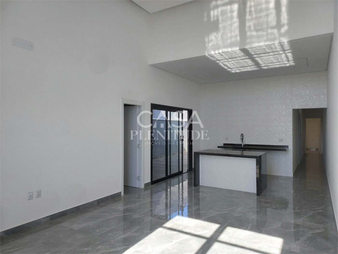Casa em condomínio à venda com 3 quartos, sendo 1 suíte, em Wanel Ville, Sorocaba, SP