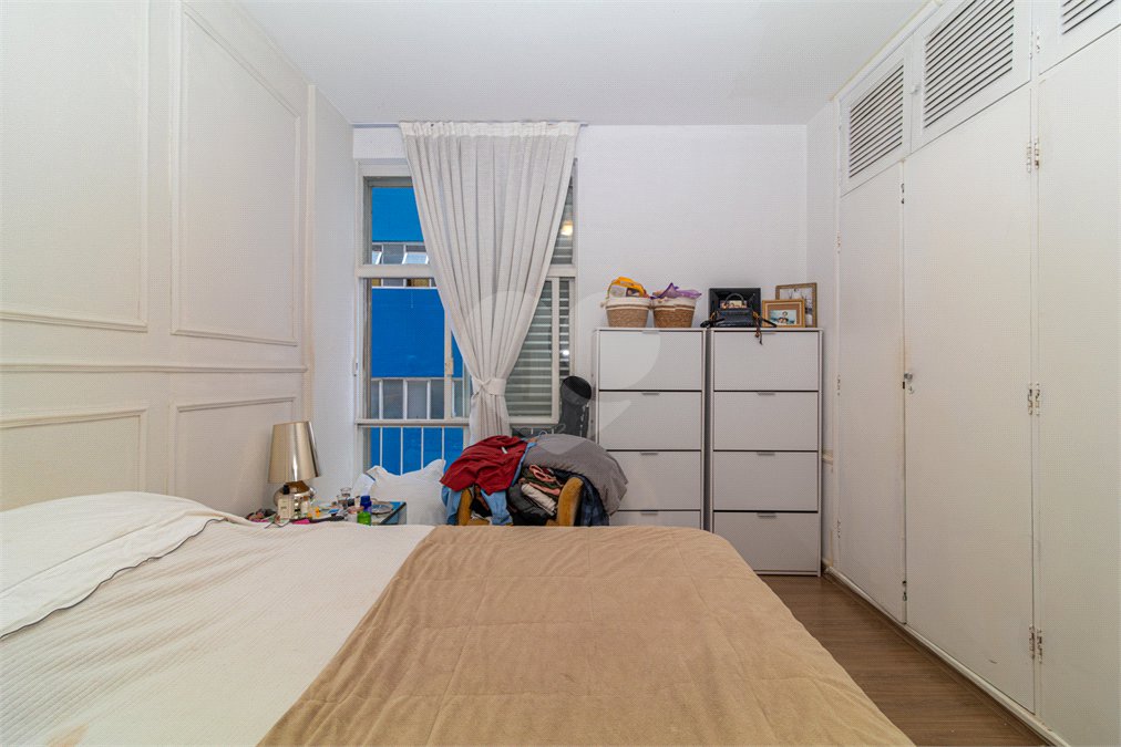 Apartamento à venda com 4 quartos, sendo 1 suíte,  em Higienópolis, São Paulo, SP