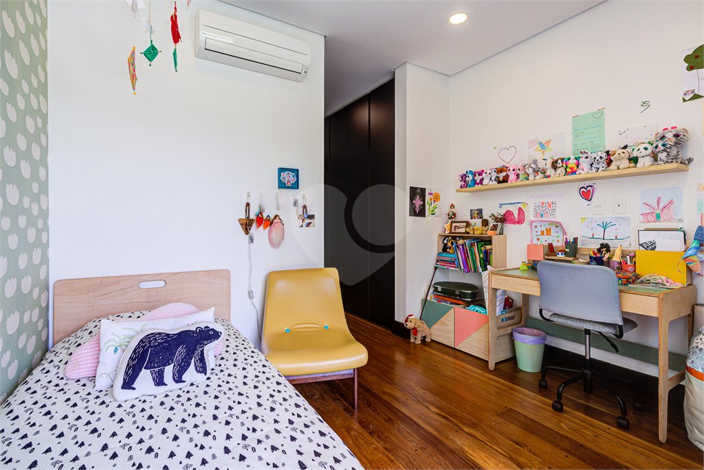 Casa à venda com 3 suítes em Alto da Boa Vista, São Paulo, SP