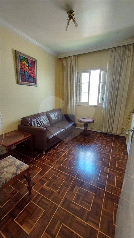 Casa à venda com 4 quartos, sendo 2 suítes, em Jardim São Caetano, São Caetano do Sul, SP