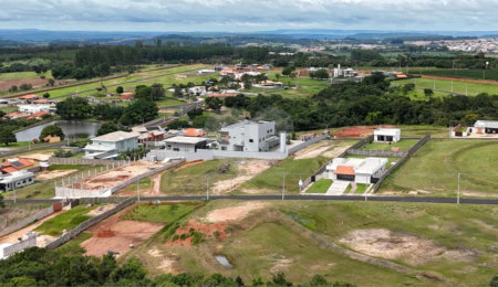Terreno à venda em Residencial Mirante das Águas, Cajuru, SP