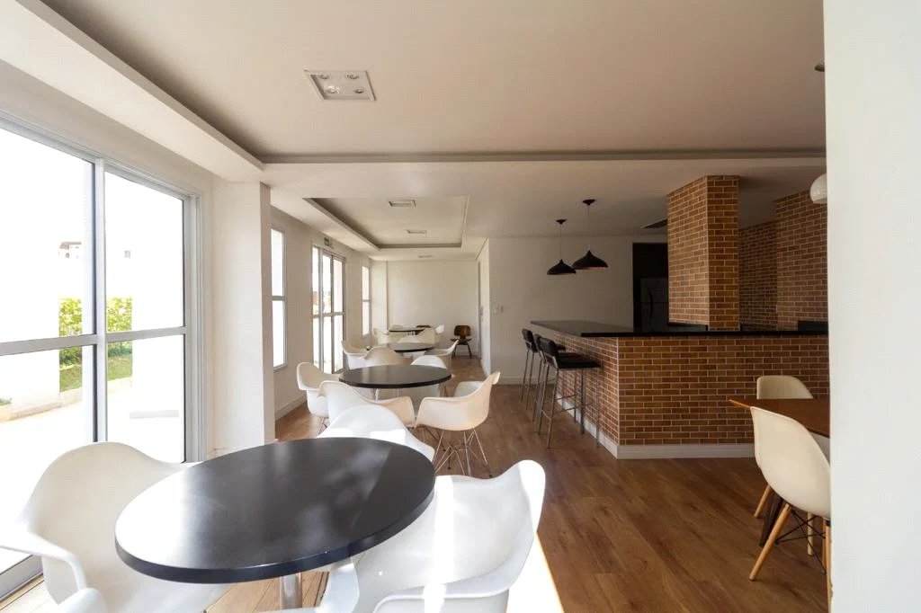 Apartamento à venda com 3 quartos, sendo 1 suíte, em Ferreira, São Paulo, SP