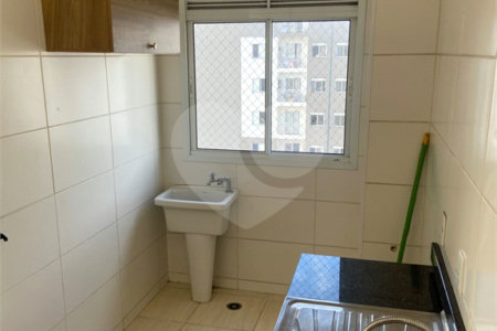 Apartamento à venda com 2 quartos, sendo 1 suíte, em Jardim Itamarati, Poá, SP
