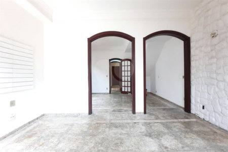 Casa à venda com 4 quartos, sendo 1 suíte, em Maracanã, Rio de Janeiro, RJ