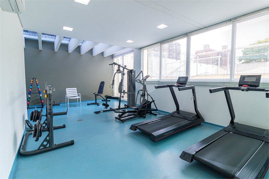Apartamento à venda com 4 quartos, sendo 3 suítes,  em Chácara Santo Antônio, São Paulo, SP