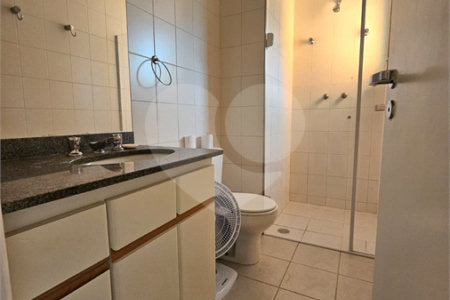 Apartamento para alugar com 3 quartos, sendo 1 suíte, em Alto da Boa Vista, São Paulo, SP